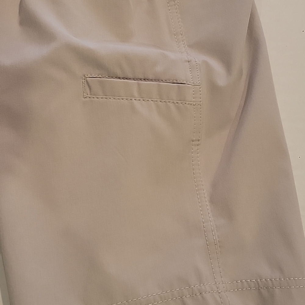 QUIET STORM KHAKI POLYESTER SHORTS (sz 29) - Picture 6 of 6
